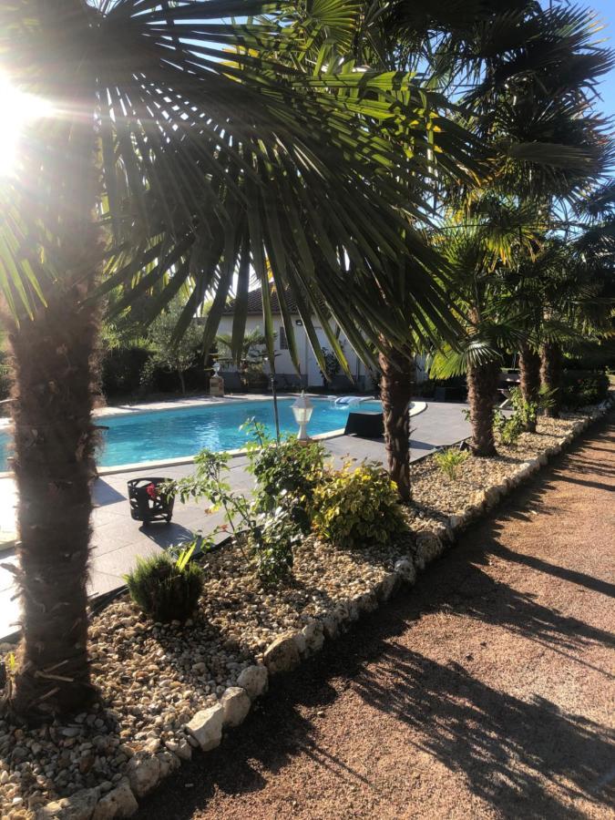 Villa Bergerac Avec Piscine Экстерьер фото